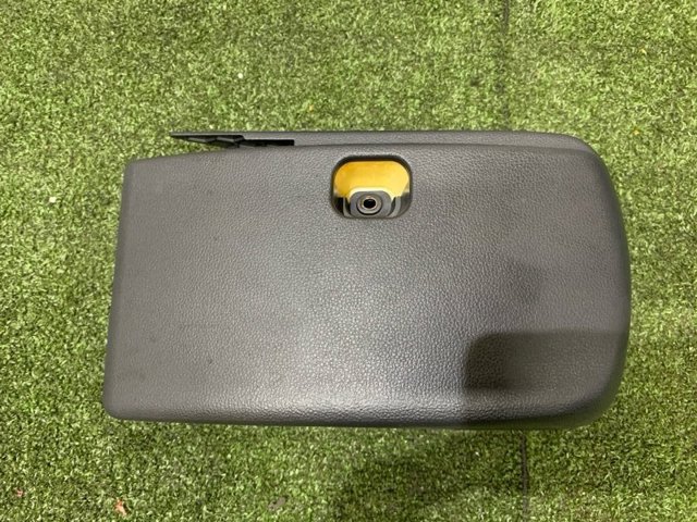 VAG 3CN858559G82V Защитный кожух рулевого механизма в наличии Черкассы