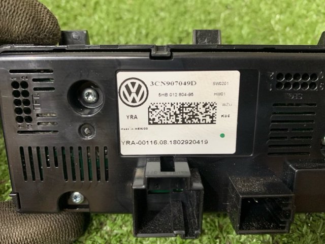 VAG 3CN907049DWZU Блок управления кондиционером в наличии Львов