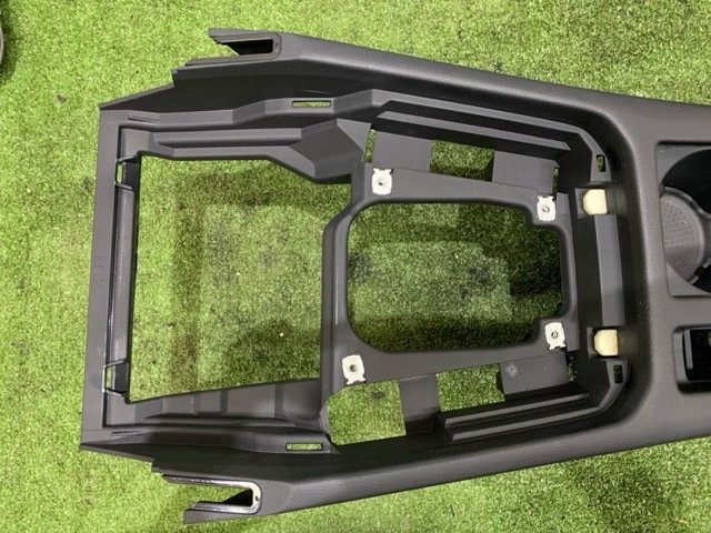3G1863241C81U VAG Консоль панели управления центральная купить в Черновцы