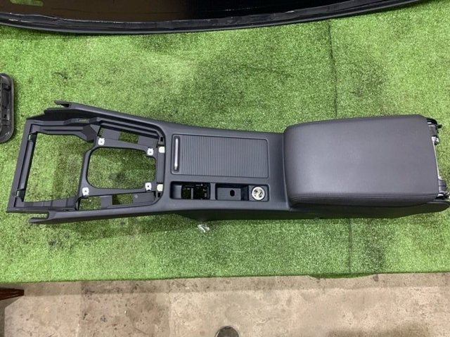 3G1863241C81U VAG Консоль панели управления центральная купить в Полтава