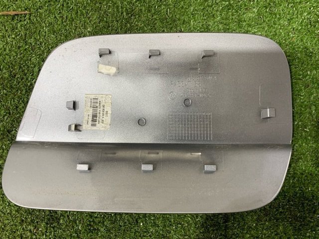 3G8809909AGRU Лючок бензобака (топливного бака) купить Днепр