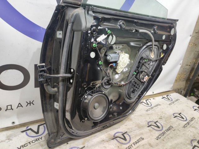 3G8833056N VAG Дверь задняя правая купить в Запорожье