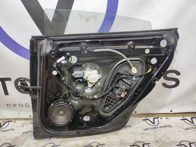 VAG 3G8833056N Дверь задняя правая в наличии Винница