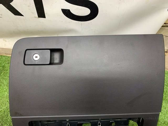 3G8857101RA3 Ящик перчаточный (бардачок) купить Черновцы