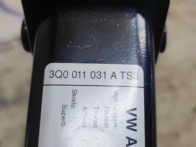 VAG 3Q0011031A Домкрат в наличии Житомир