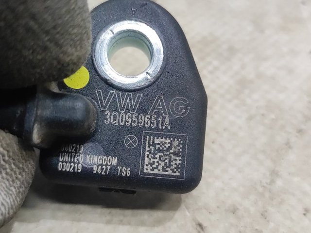 VAG 3Q0959651A Датчик удара в наличии Каменское
