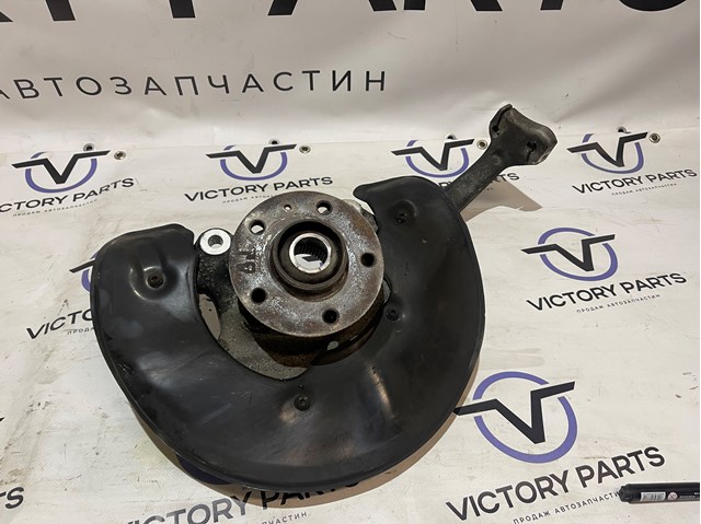 4G0407254A Цапфа (поворотный кулак) передний правый купить Одесса