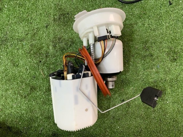 4G0919051B Модуль топливного насоса с датчиком уровня топлива купить Кривой Рог