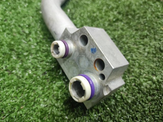 4G1260712G VAG Шланг кондиционера, от радиатора к испарителю купить в Одесса