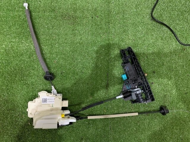 4G1837016C VAG Замок двери передней правой купить в Ирпень