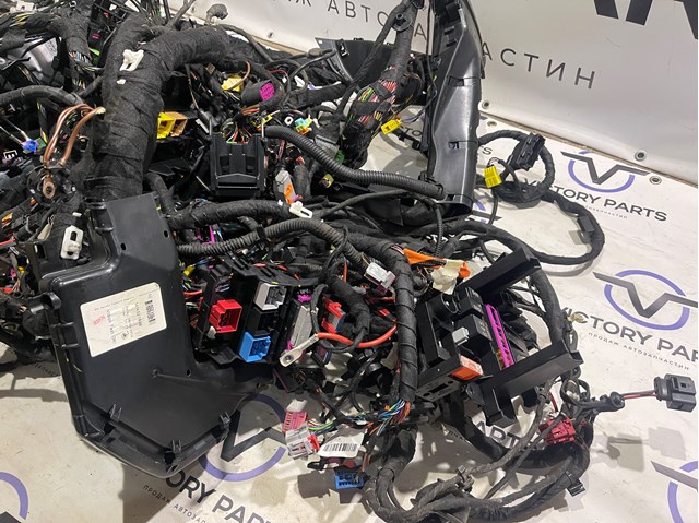 VAG 4G1971139 в наличии Павлоград