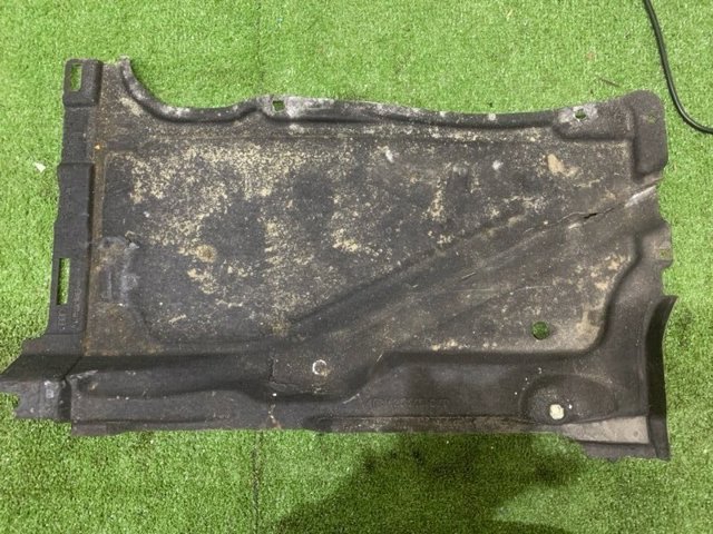 4G8825215C VAG Защита днища задняя левая купить в Тернополь