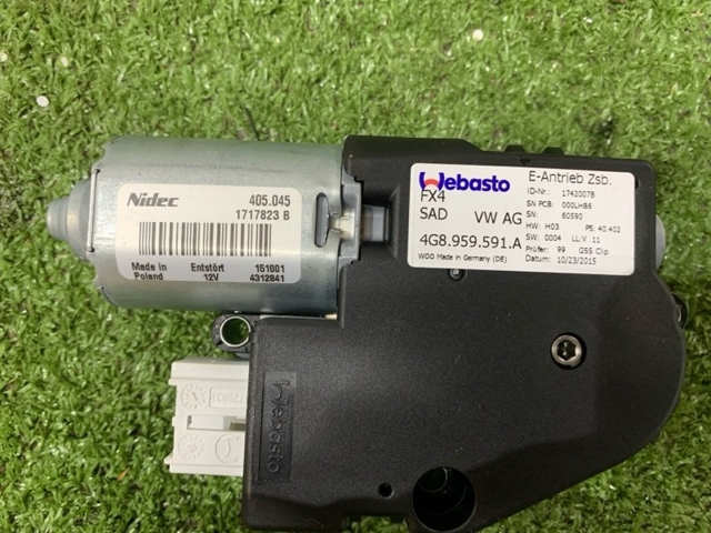 Мотор привода люка 4G8959591A VAG