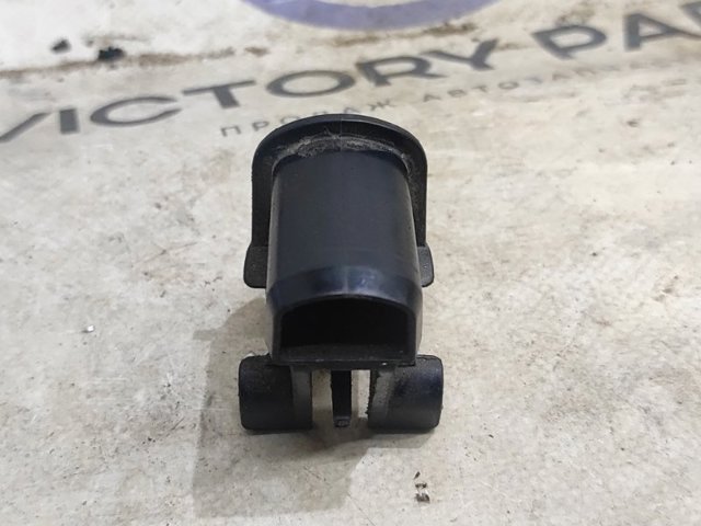 4M0133615 VAG Кронштейн воздушного фильтра купить в Кривой Рог