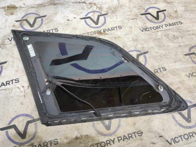 VAG 4M0845298C Стекло кузова (багажного отсека) правое в наличии Харьков