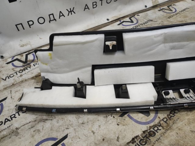 4M0864483 Облицовка задней панели багажника купить Одесса