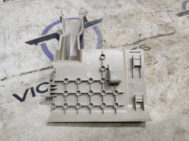 VAG 4M0883689C в наличии Одесса