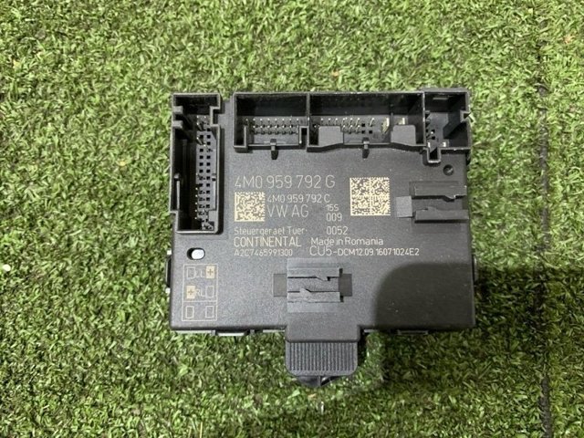 Блок комфорта передней двери 4M0959792G VAG