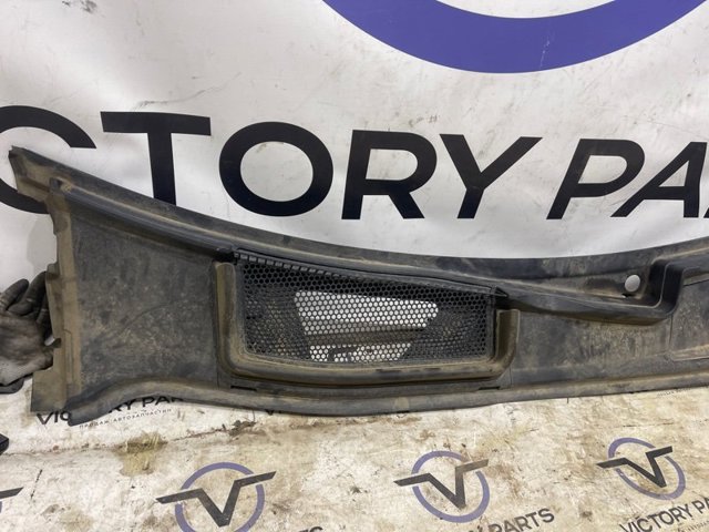 4M1819401D9B9 Водосток лобового стекла, жабо купить Львов