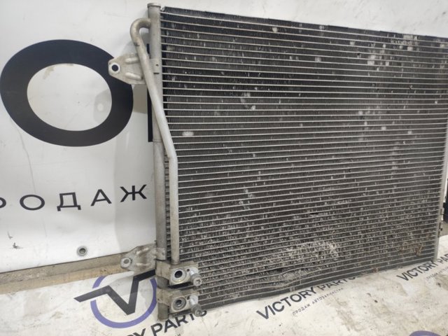 VAG 561820411C Радиатор кондиционера в наличии Черновцы
