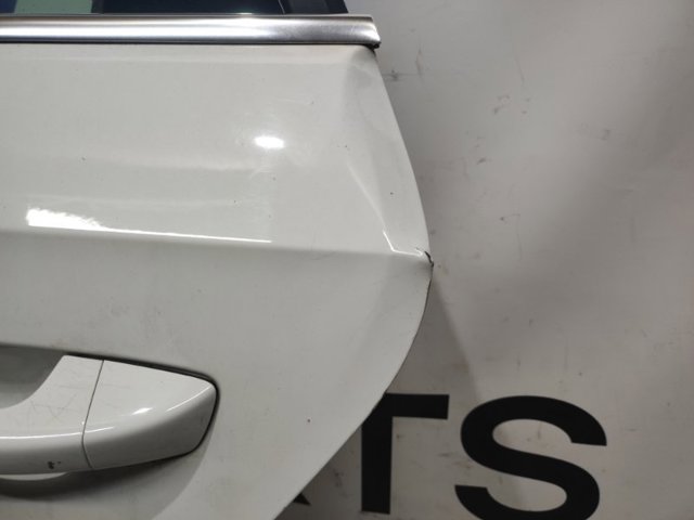 VAG 561833055C Дверь задняя левая в наличии Житомир