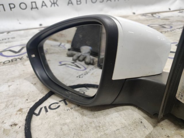 VAG 561857507BE9B9 Левое боковое зеркало в наличии Киев