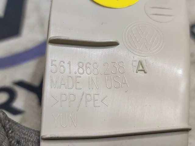 VAG 561868238A Обшивка стойки кузова внутренняя передняя правая в наличии Черкассы