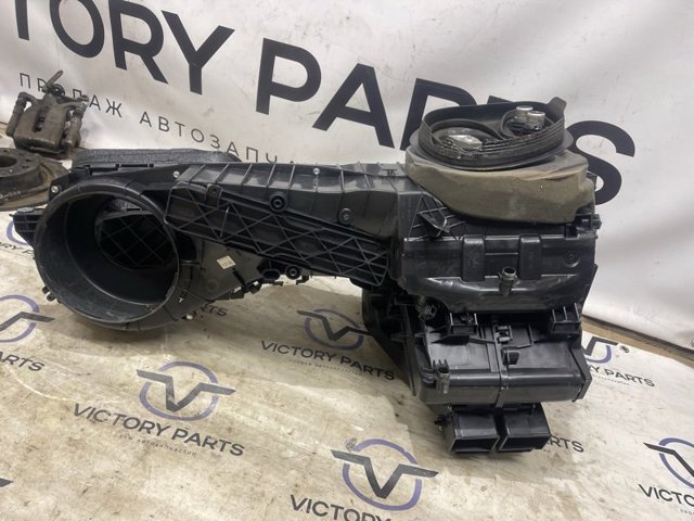 Корпус печки в сборе 561898063 VAG