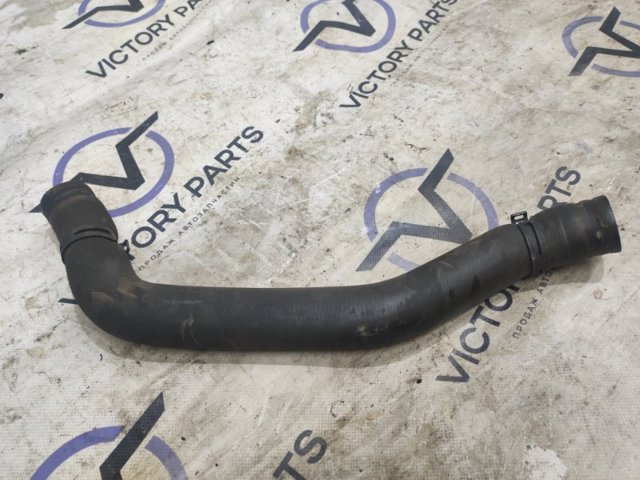 VAG 5C0122101AA Патрубок радиатора в наличии Чернигов