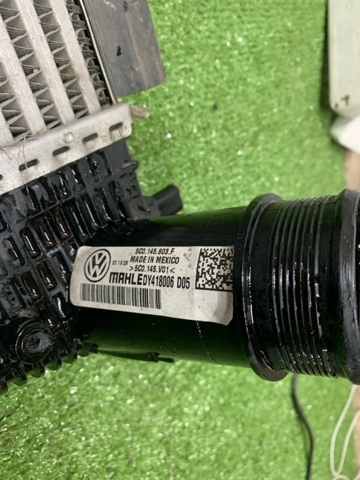 VAG 5C0145803F Интеркулер в наличии Павлоград