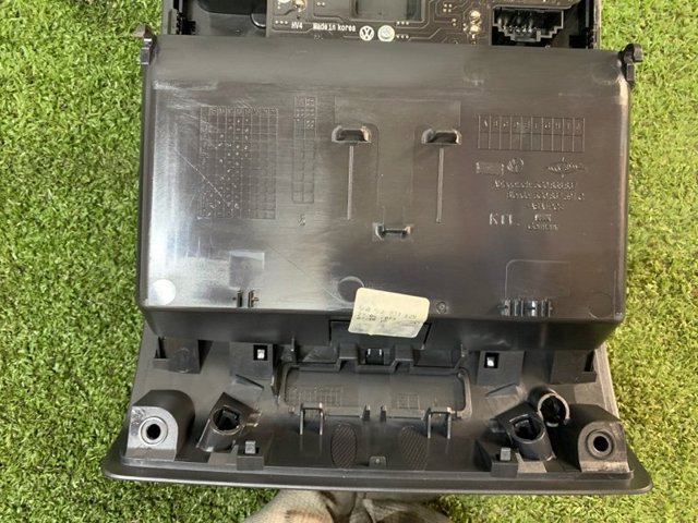 VAG 5G086883782V в наличии Ужгород