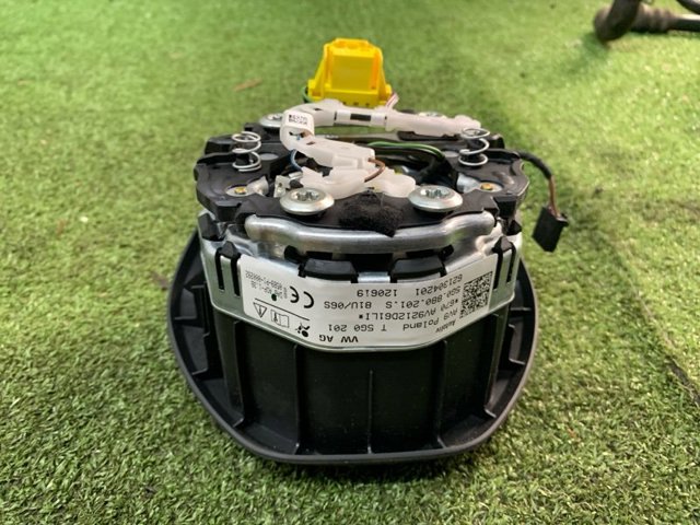 VAG 5G0880201S81U Подушка безопасности (AIRBAG) водительская в наличии Запорожье