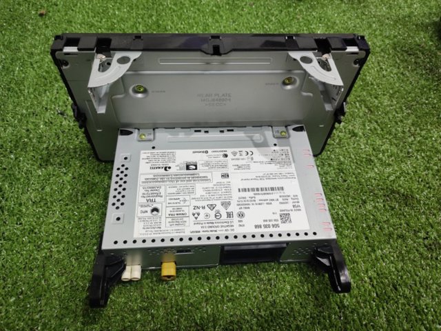5G6035868 VAG Дисплей многофункциональный купить в Ирпень