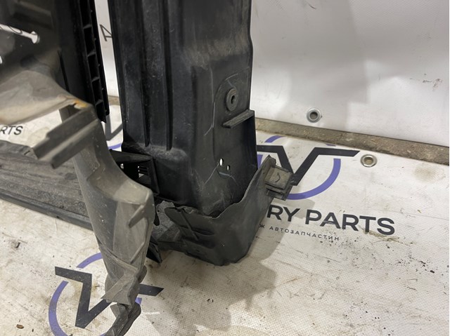 5GM805588A VAG Рамка радиатора купить в Кривой Рог