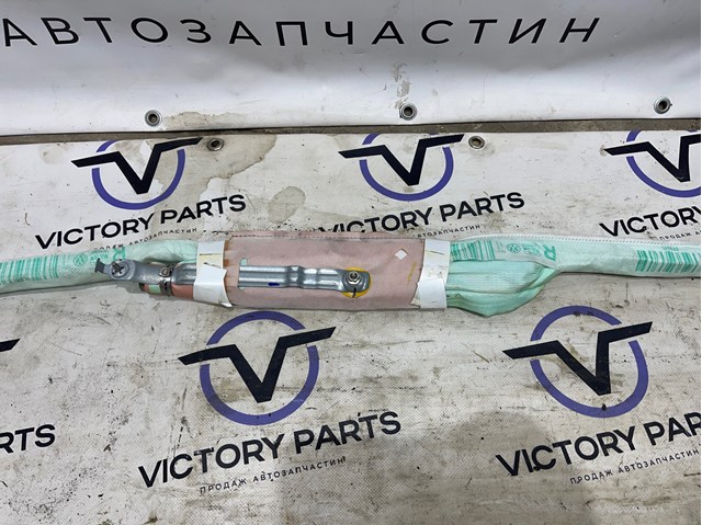 VAG 5GM880742A Шторка боковая, правая в наличии Житомир