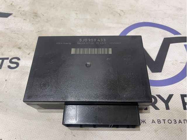 Блок управления центральным замком 5J0959433 VAG