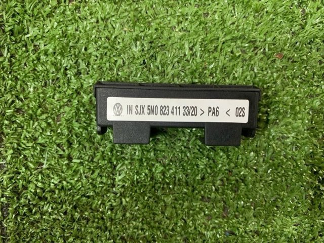 5N0823411A VAG Кронштейн ручки открывания капота купить в Чернигов