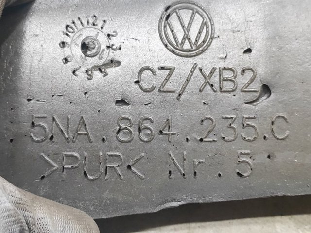 5NA864235C VAG Уплотнитель крыла купить в Одесса