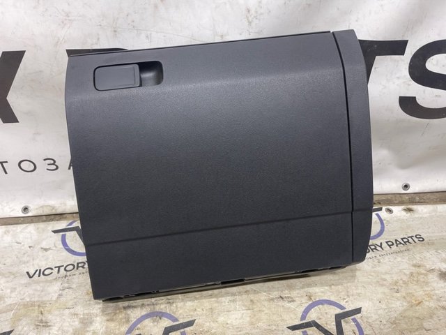 5NN85711482V VAG Ящик перчаточный (бардачок) купить в Черновцы