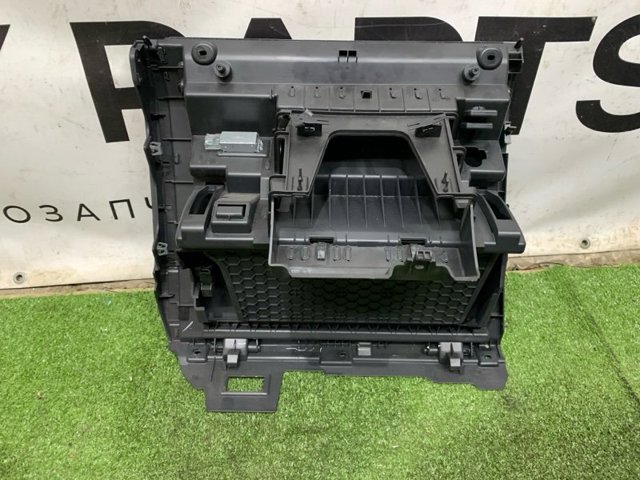 5NN857114ARM5 Ящик перчаточный (бардачок) купить Ровно