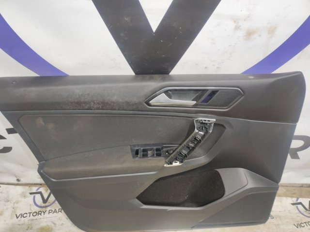 VAG 5NN867009DHLT в наличии Черновцы