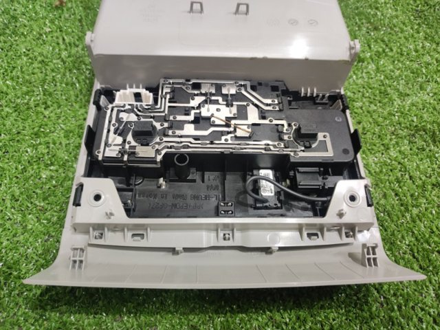 VAG 5NN86759182V в наличии Винница