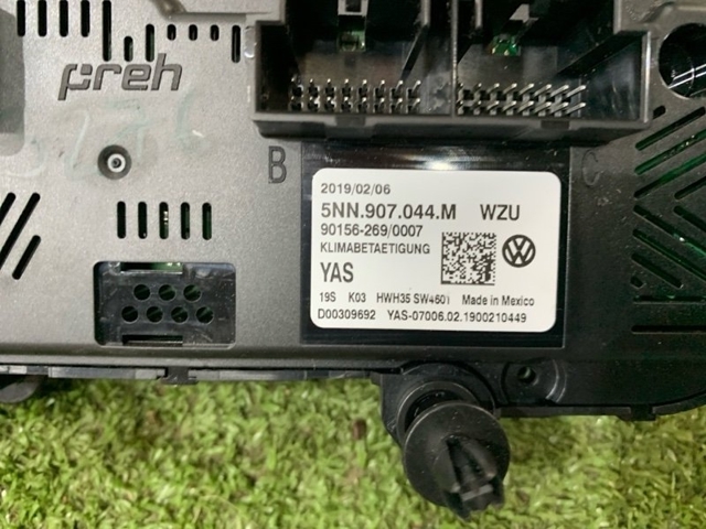 5NN907044MWZU VAG Блок управления режимами отопления/кондиционирования купить в Павлоград
