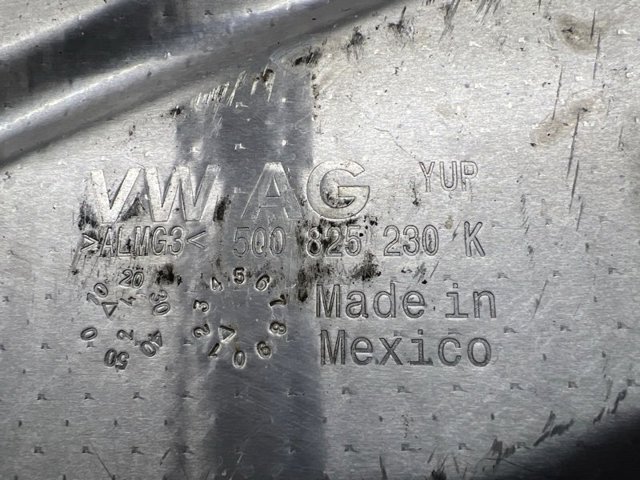 VAG 5Q0825230K Защита двигателя задняя в наличии Украина