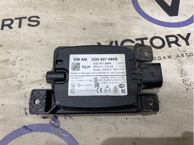 VAG 5Q0907686B Датчик контроля мертвой зоны задний в наличии Ужгород