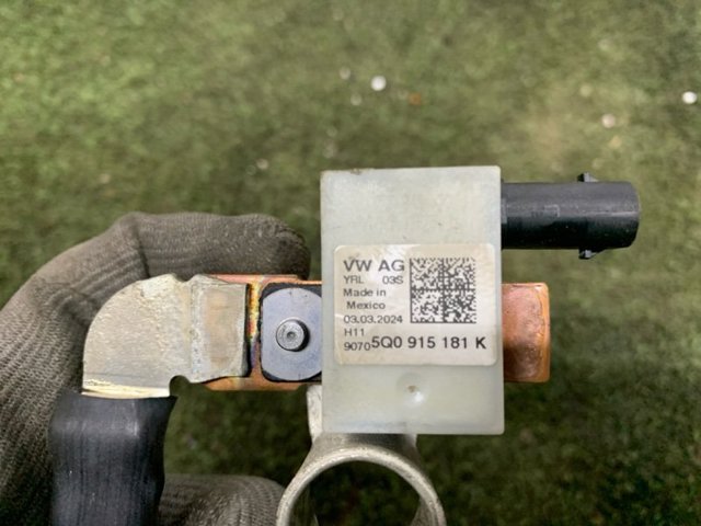 VAG 5Q0915181K Кабель массы аккумулятора (АКБ) в наличии Харьков