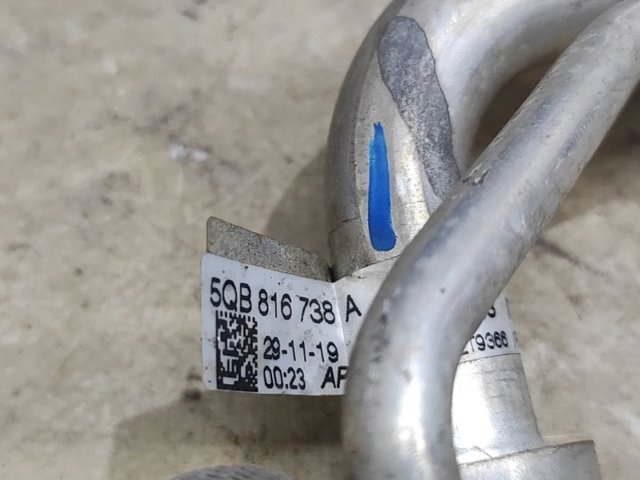 VAG 5QB816738A Шланг кондиционера, от радиатора к испарителю в наличии Черновцы