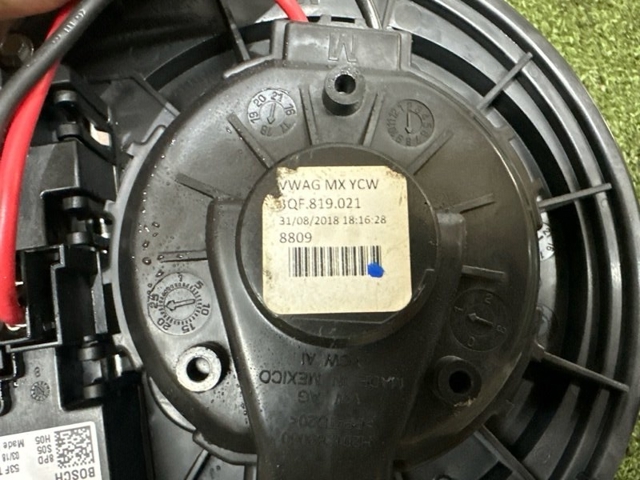 5QD819021B VAG Мотор вентилятора печки (отопителя салона) купить в Черкассы