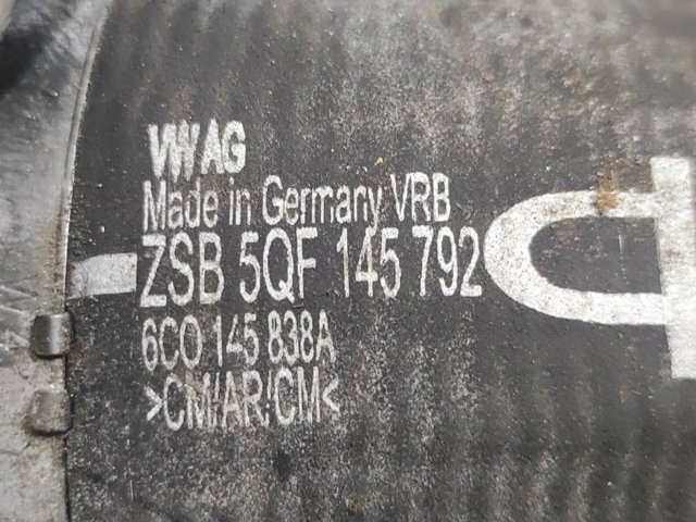 5QF145792 VAG Шланг (патрубок) интеркуллера купить в Днепр