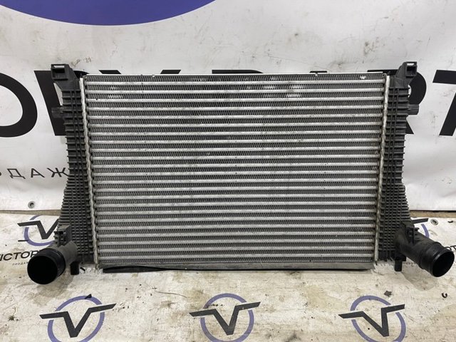 VAG 5QM145803A Интеркулер в наличии Киев